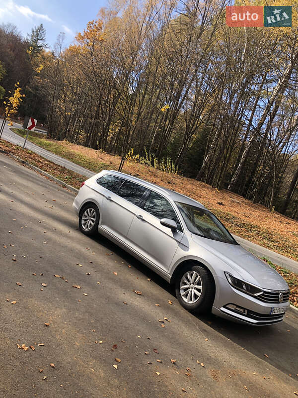 Универсал Volkswagen Passat 2015 в Стрые