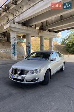 Универсал Volkswagen Passat 2010 в Одессе