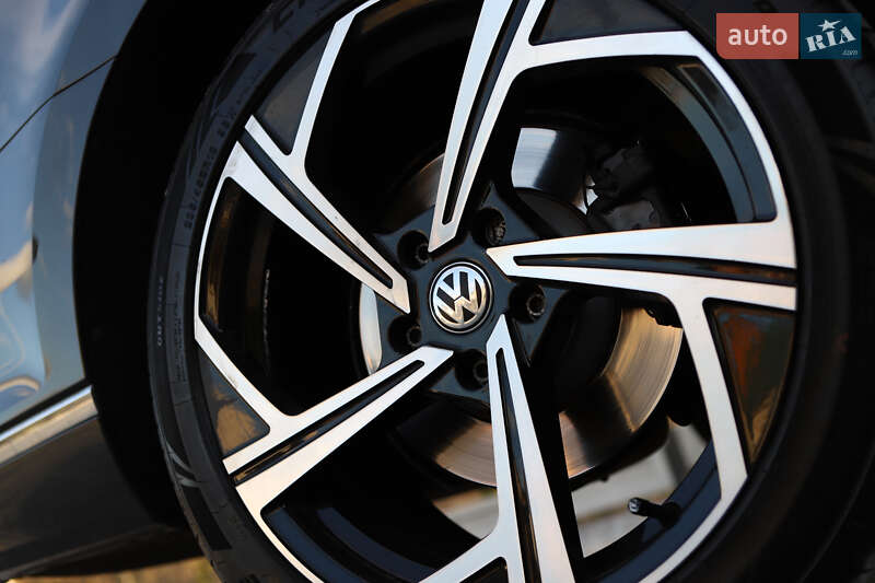 Универсал Volkswagen Passat 2023 в Дрогобыче фото 40 Универсал Volkswagen Passat 2023 в Дрогобыче
