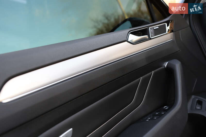 Универсал Volkswagen Passat 2023 в Дрогобыче фото 90 Универсал Volkswagen Passat 2023 в Дрогобыче