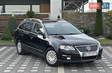 Універсал Volkswagen Passat 2005 в Стрию