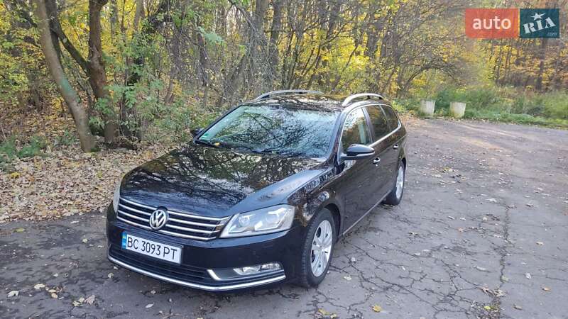Универсал Volkswagen Passat 2012 в Львове