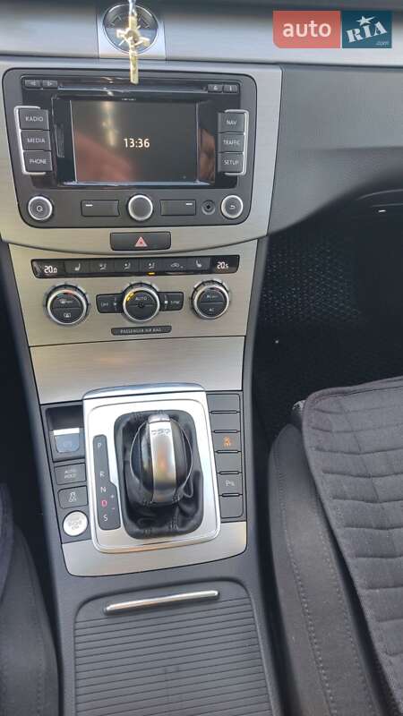 Универсал Volkswagen Passat 2012 в Львове