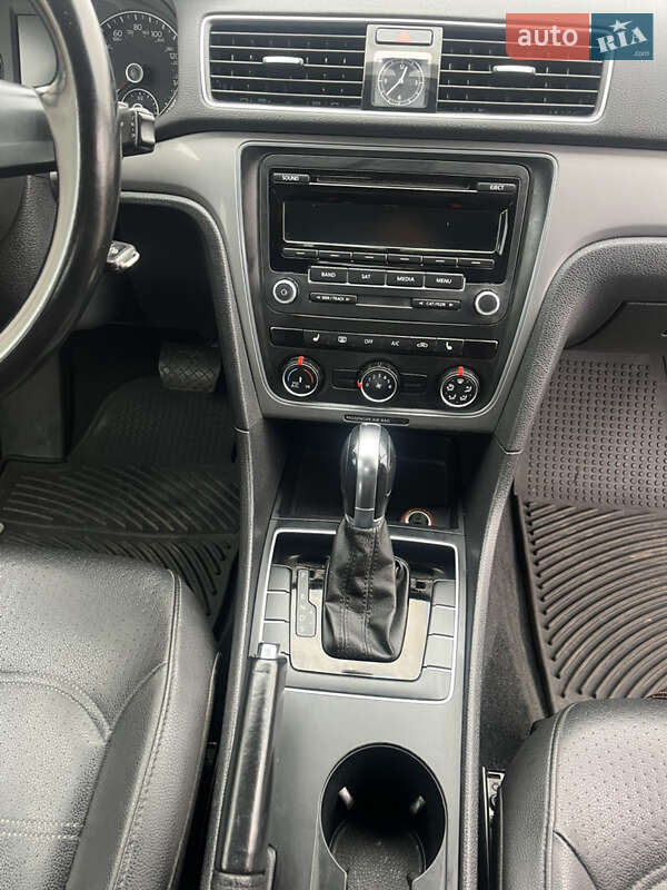 Седан Volkswagen Passat 2013 в Виннице фото 25 Седан Volkswagen Passat 2013 в Виннице