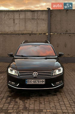 Універсал Volkswagen Passat 2012 в Хмельницькому