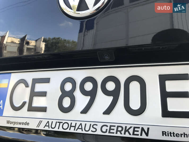 Універсал Volkswagen Passat 2013 в Чернівцях