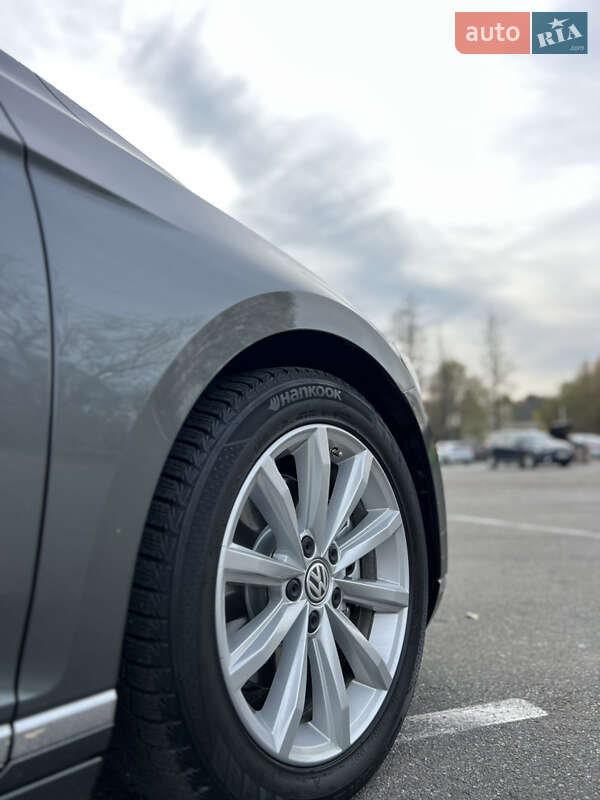 Універсал Volkswagen Passat 2016 в Києві