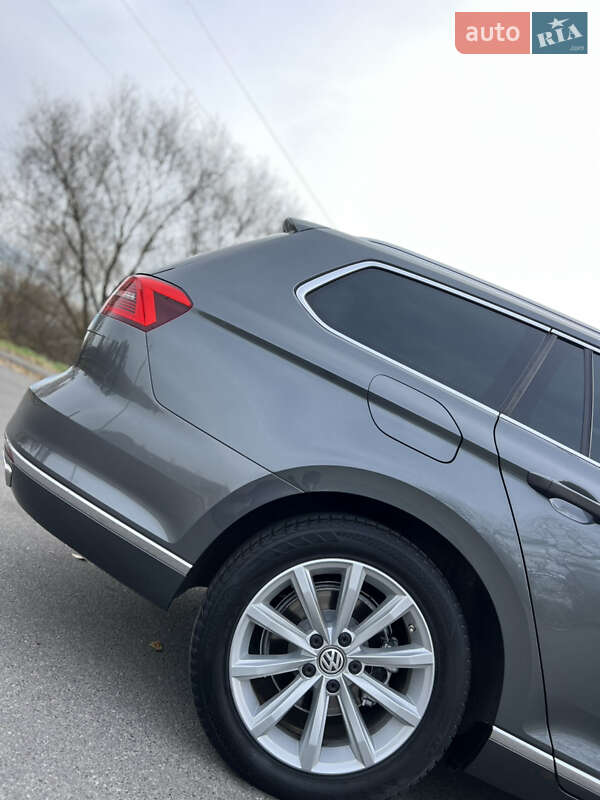 Універсал Volkswagen Passat 2016 в Києві