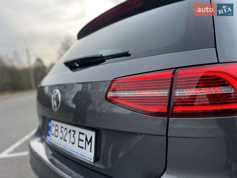 Універсал Volkswagen Passat 2016 в Києві