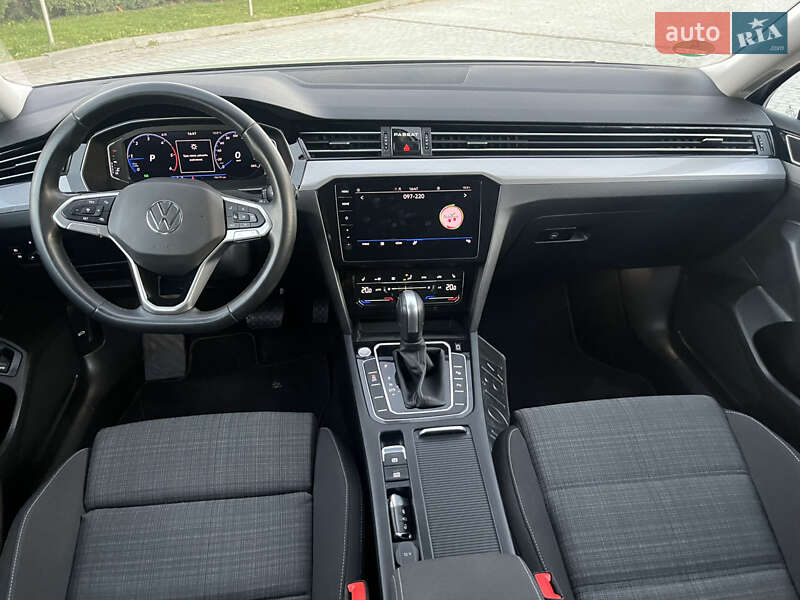 Универсал Volkswagen Passat 2021 в Дунаевцах фото 15 Универсал Volkswagen Passat 2021 в Дунаевцах