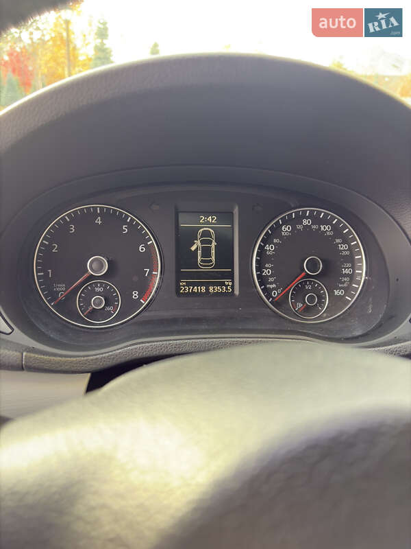 Седан Volkswagen Passat 2012 в Киеве фото 20 Седан Volkswagen Passat 2012 в Киеве