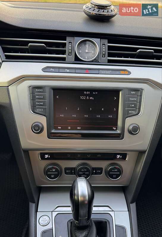 Универсал Volkswagen Passat 2015 в Ивано-Франковске фото 13 Универсал Volkswagen Passat 2015 в Ивано-Франковске