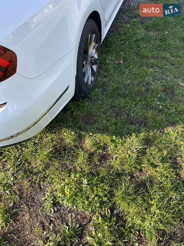 Седан Volkswagen Passat 2018 в Киеве фото 8 Седан Volkswagen Passat 2018 в Киеве