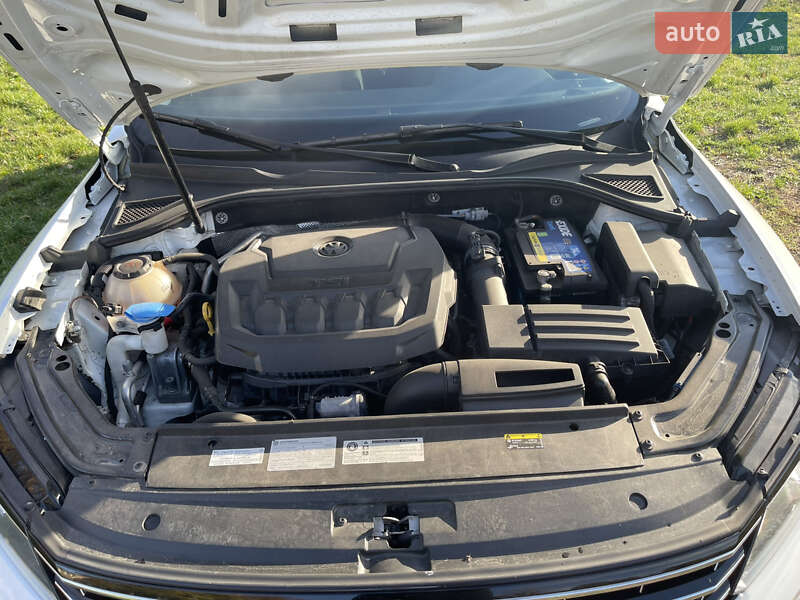 Седан Volkswagen Passat 2018 в Киеве фото 30 Седан Volkswagen Passat 2018 в Киеве