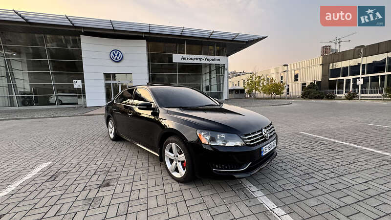 Седан Volkswagen Passat 2012 в Дніпрі