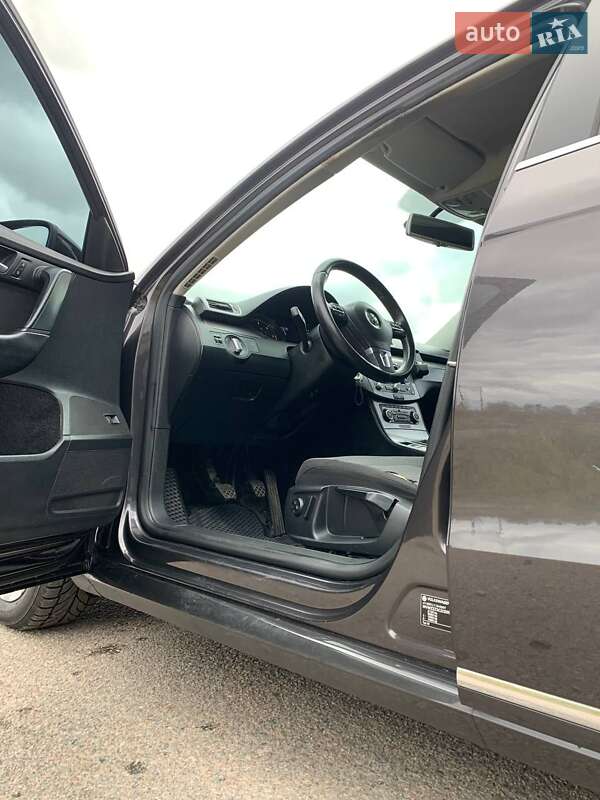 Універсал Volkswagen Passat 2011 в Овручі фото 2 Універсал Volkswagen Passat 2011 в Овручі