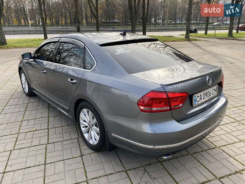Седан Volkswagen Passat 2012 в Киеве фото 8 Седан Volkswagen Passat 2012 в Киеве