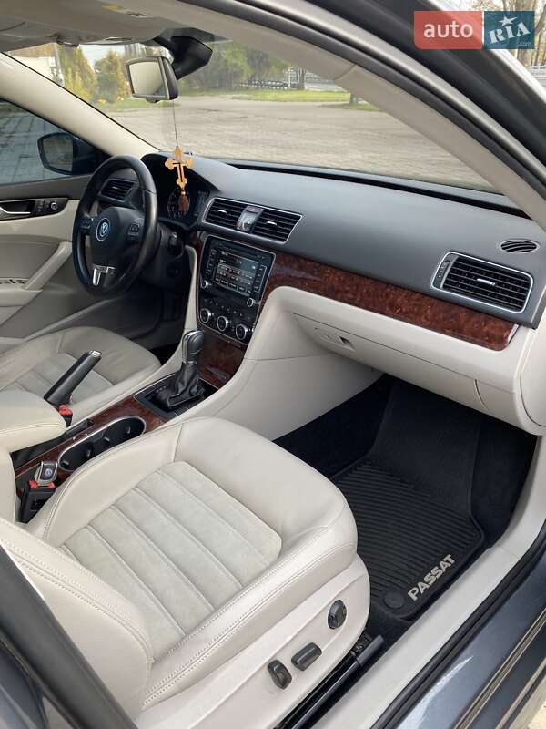Седан Volkswagen Passat 2012 в Киеве фото 19 Седан Volkswagen Passat 2012 в Киеве
