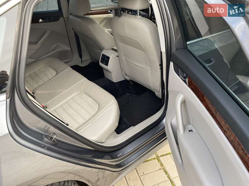 Седан Volkswagen Passat 2012 в Киеве фото 24 Седан Volkswagen Passat 2012 в Киеве