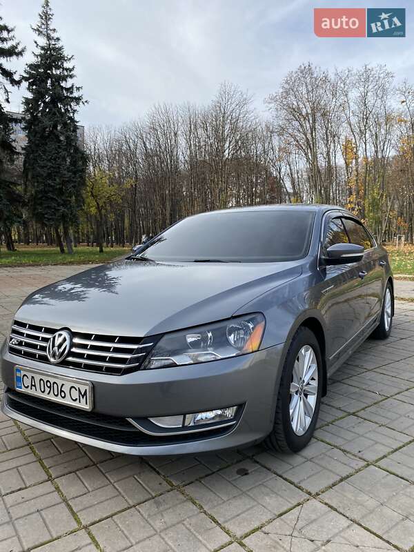 Седан Volkswagen Passat 2012 в Киеве фото 3 Седан Volkswagen Passat 2012 в Киеве