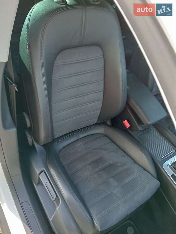 Универсал Volkswagen Passat 2009 в Киеве фото 30 Универсал Volkswagen Passat 2009 в Киеве