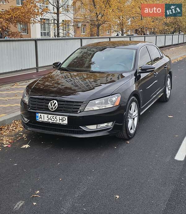 Седан Volkswagen Passat 2011 в Киеве фото Седан Volkswagen Passat 2011 в Киеве