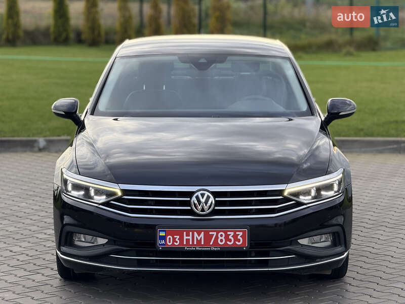 Седан Volkswagen Passat 2019 в Луцьку