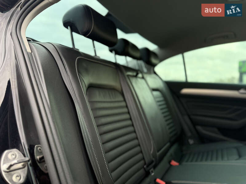 Седан Volkswagen Passat 2019 в Луцьку