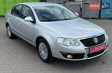 Седан Volkswagen Passat 2009 в Виннице