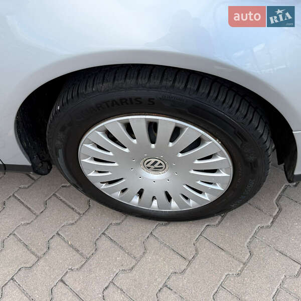 Седан Volkswagen Passat 2009 в Виннице