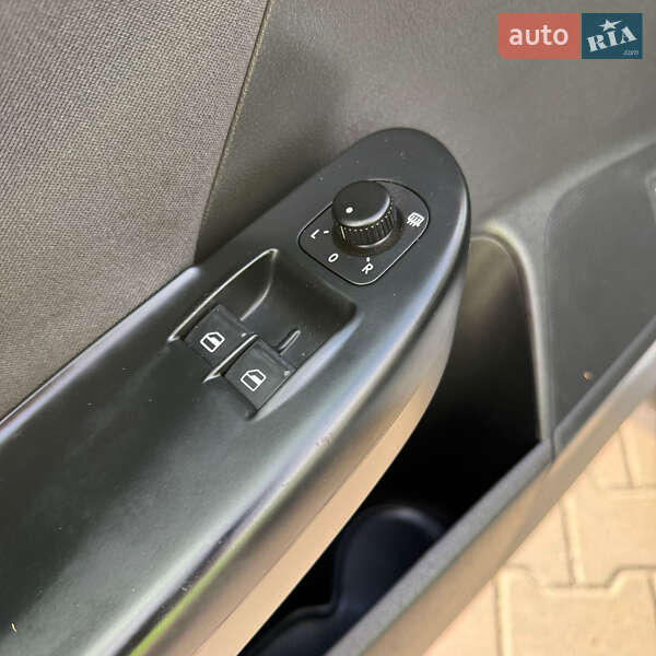 Седан Volkswagen Passat 2009 в Виннице