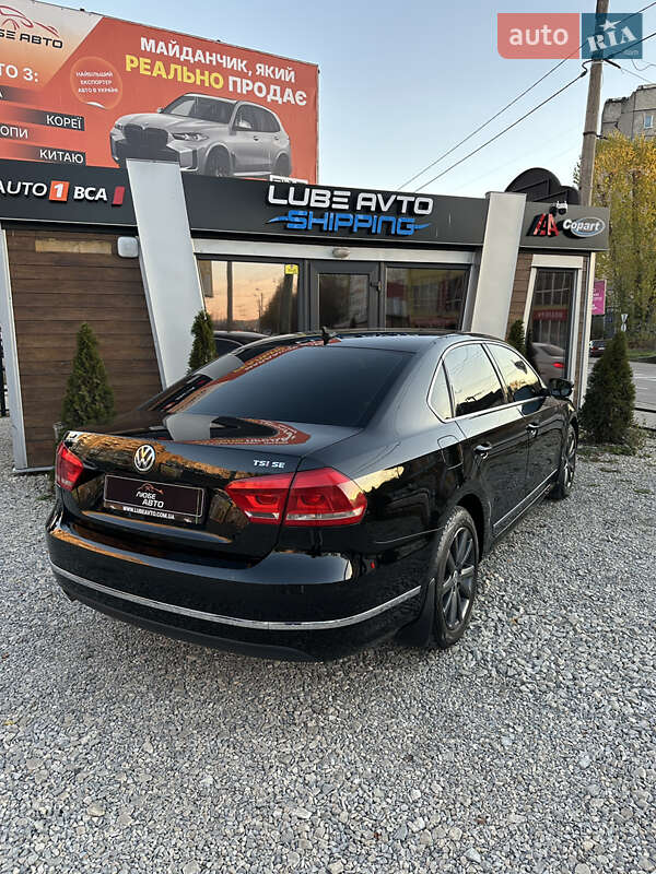 Седан Volkswagen Passat 2015 в Ивано-Франковске