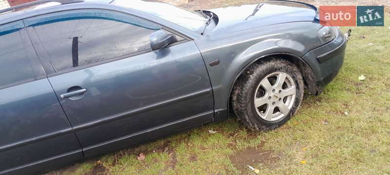 Универсал Volkswagen Passat 2000 в Горохове