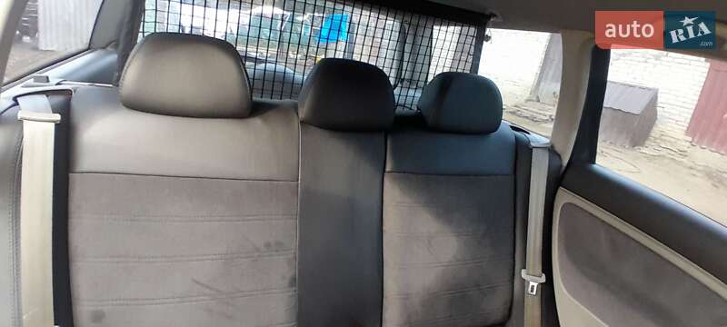 Универсал Volkswagen Passat 2000 в Горохове