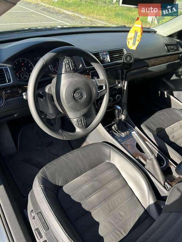Седан Volkswagen Passat 2013 в Киеве фото 11 Седан Volkswagen Passat 2013 в Киеве