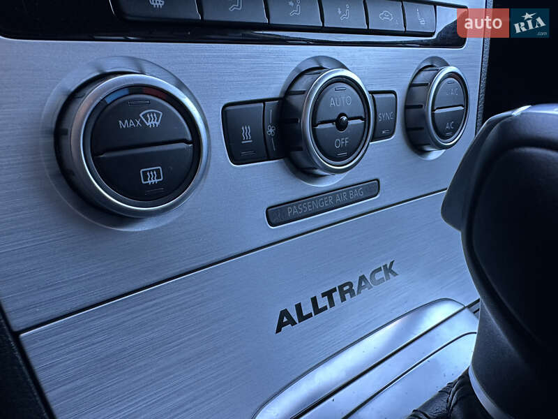 Універсал Volkswagen Passat 2014 в Львові