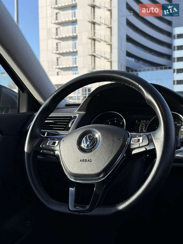 Седан Volkswagen Passat 2017 в Софиевской Борщаговке фото 20 Седан Volkswagen Passat 2017 в Софиевской Борщаговке