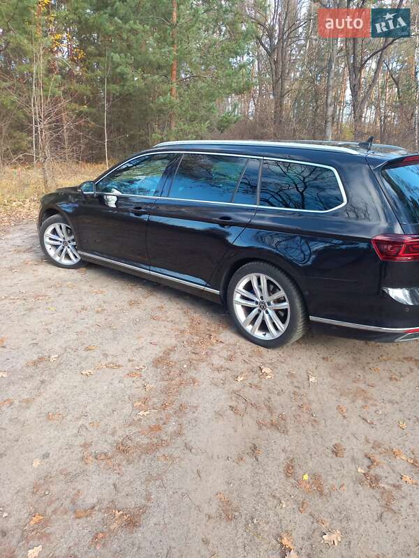 Универсал Volkswagen Passat 2021 в Черкассах