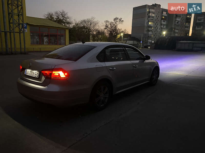 Седан Volkswagen Passat 2014 в Кропивницком фото 5 Седан Volkswagen Passat 2014 в Кропивницком