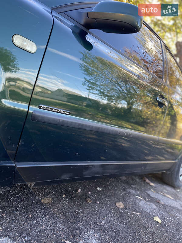 Седан Volkswagen Passat 1999 в Бориславе