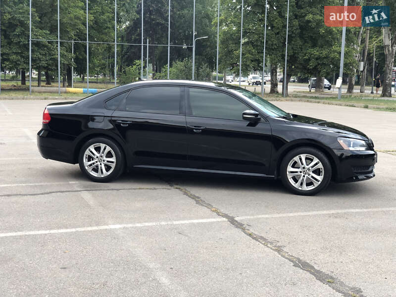 Седан Volkswagen Passat 2013 в Запорожье фото 4 Седан Volkswagen Passat 2013 в Запорожье