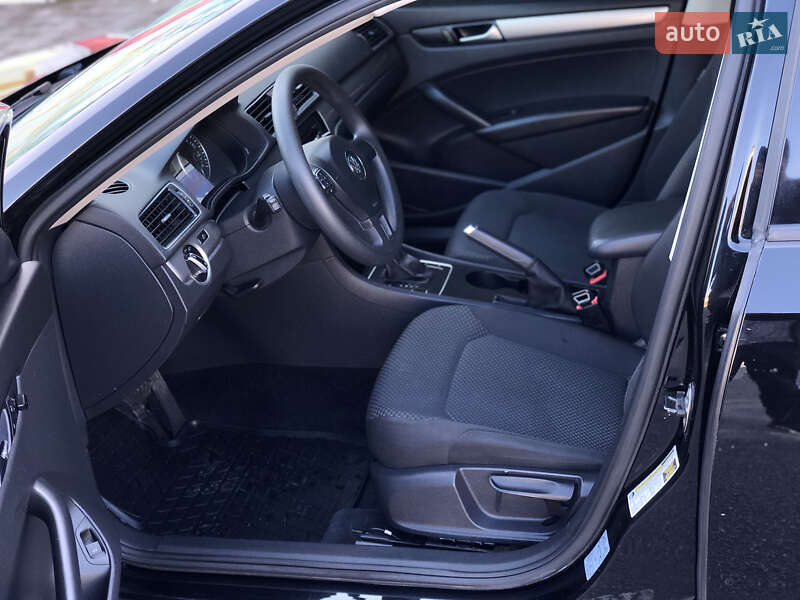 Седан Volkswagen Passat 2013 в Запорожье фото 10 Седан Volkswagen Passat 2013 в Запорожье