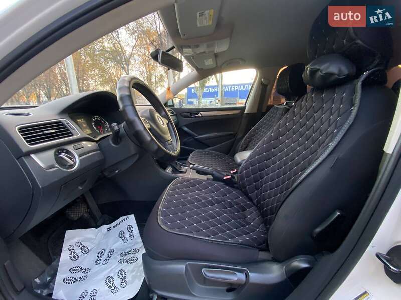 Седан Volkswagen Passat 2014 в Днепре фото 10 Седан Volkswagen Passat 2014 в Днепре