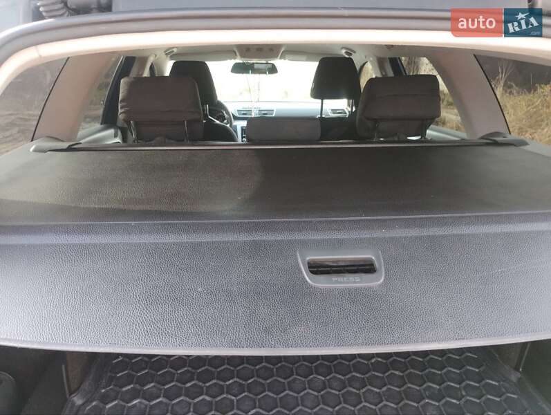 Универсал Volkswagen Passat 2011 в Львове