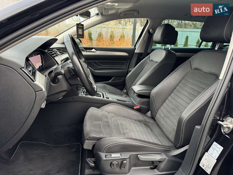 Универсал Volkswagen Passat 2021 в Луцке