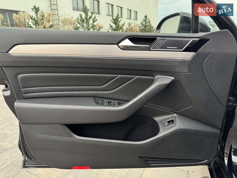 Универсал Volkswagen Passat 2021 в Луцке