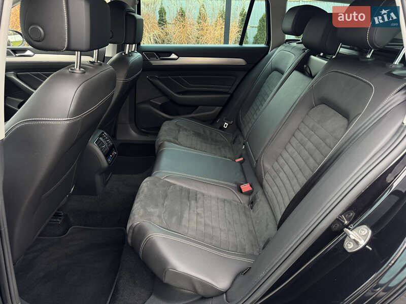 Универсал Volkswagen Passat 2021 в Луцке