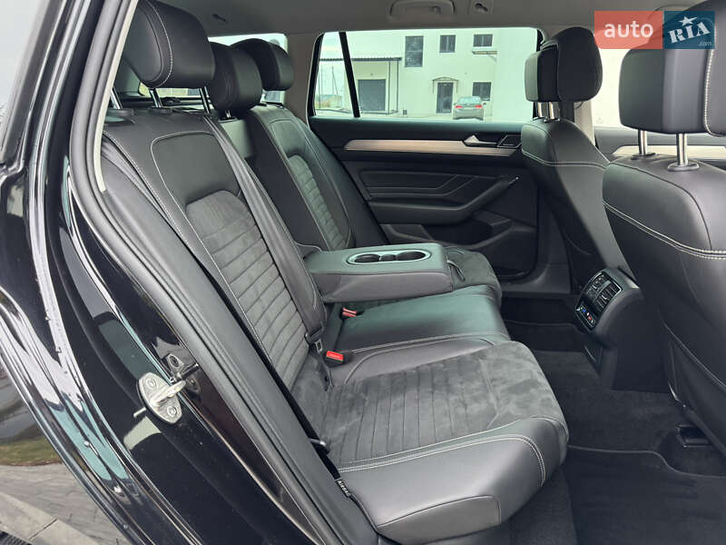 Универсал Volkswagen Passat 2021 в Луцке