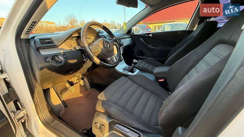 Седан Volkswagen Passat 2010 в Бердичеве фото 19 Седан Volkswagen Passat 2010 в Бердичеве