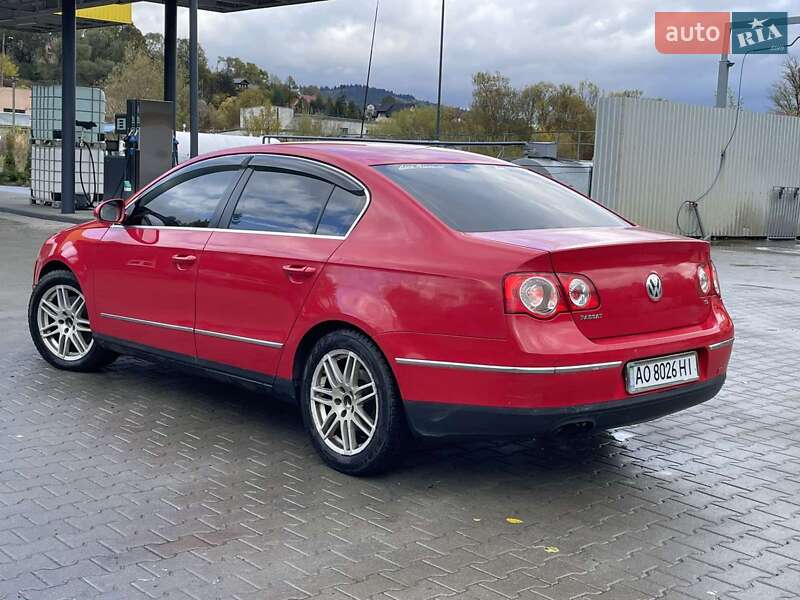 Седан Volkswagen Passat 2005 в Турке фото 6 Седан Volkswagen Passat 2005 в Турке